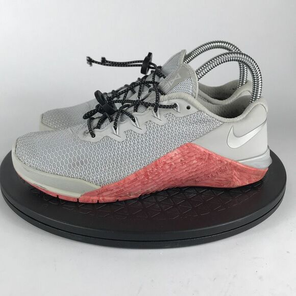 Nike Metcon 5 Gray/Pink Athletic Training Shoes AO2982-004 Women’s Size 6.5 - Picture 8 of 12
